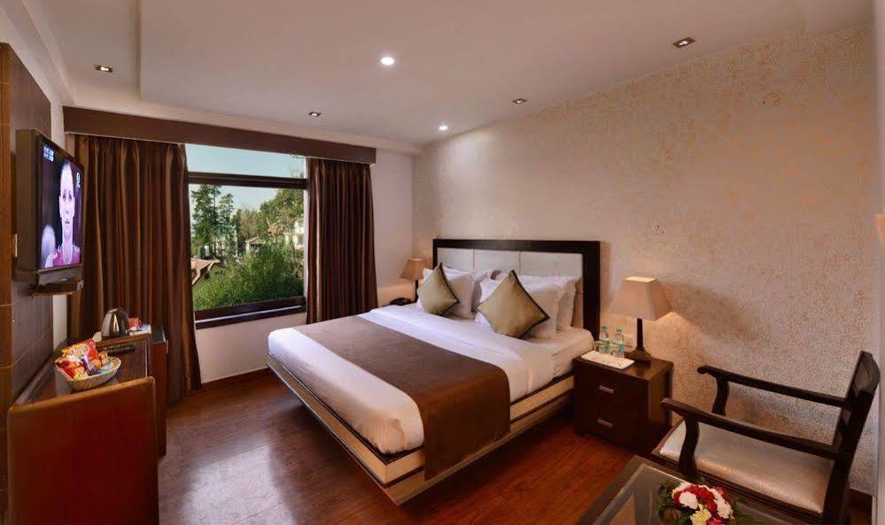 Ashiana Regency Hotel Shimla Exterior photo